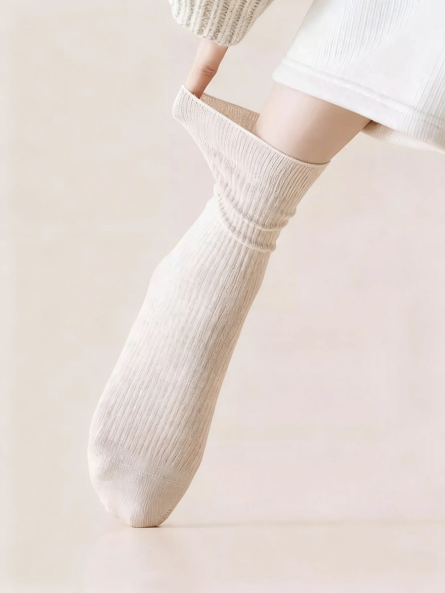 Women's Cotton Mid-Calf Socks for Spring and Autumn